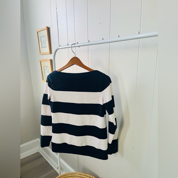 Tommy Hilfiger Women’s Stripe Sweater - Medium - Picture 3 of 5